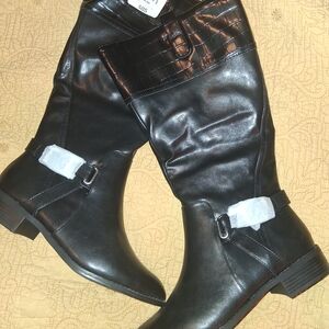 BRAND NEW Black Leather Wide Calf Knee-High Boots
